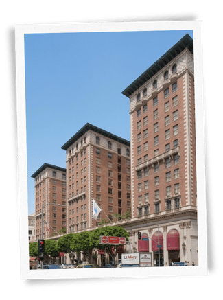 Façade du Millennium Biltmore Hotel, hôtel historique du centre-ville de Los Angeles